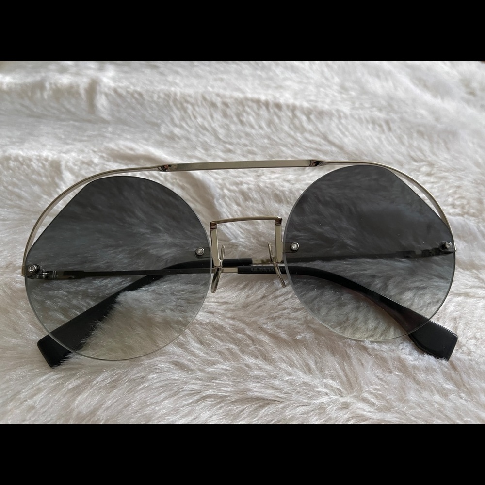 FENDI RIBBONS SUNGLASSES - Picture 4 of 5